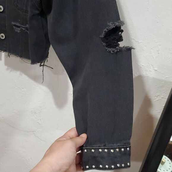 Cropped Distressed & Studded Black Jean Jacket Size XS Oversized - Picture 4 of 16